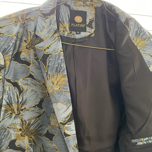 Floral Patterned Lightweight Jacket - Picture 4 of 4